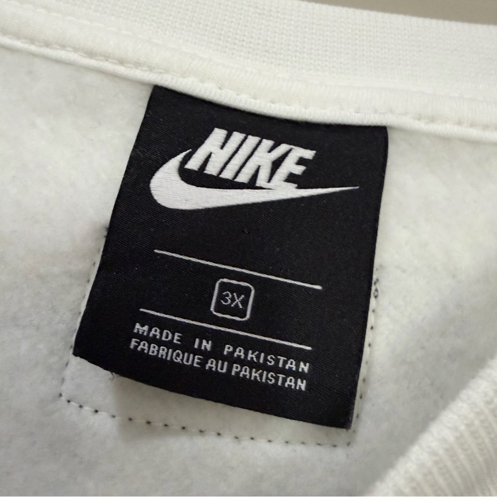 Nike Women’s 3X Black and White Swoosh Logo Doodle Art Oversized Sweatshirt B11 - Picture 5 of 6